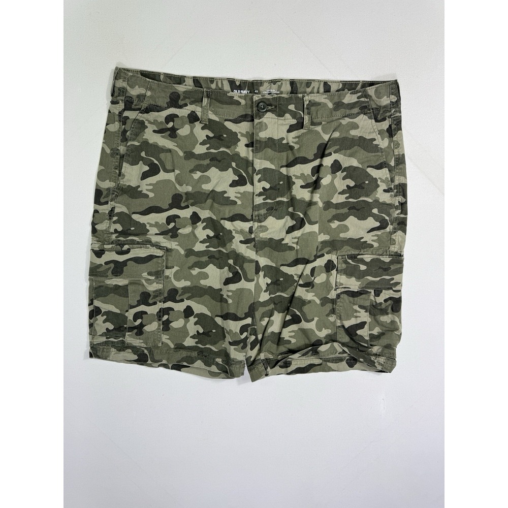 Old Navy Men's 42x9 Lived-In Straight Cargo Shorts Green Camo Built-In Flex